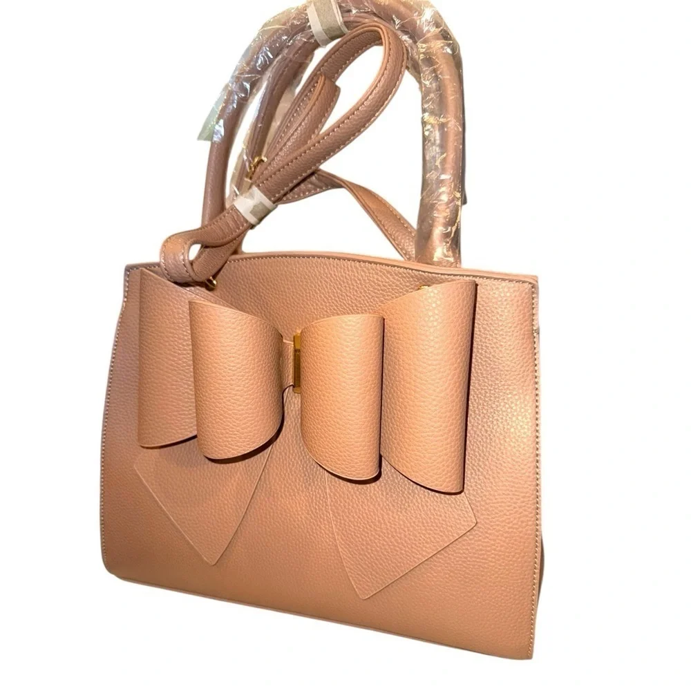 NEW Crossi Bow Bag